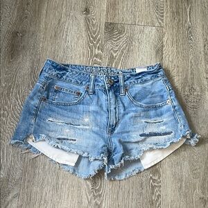 American Eagle Blue Jean Shorts Distressed Frayed Hem size 2 high rise festival